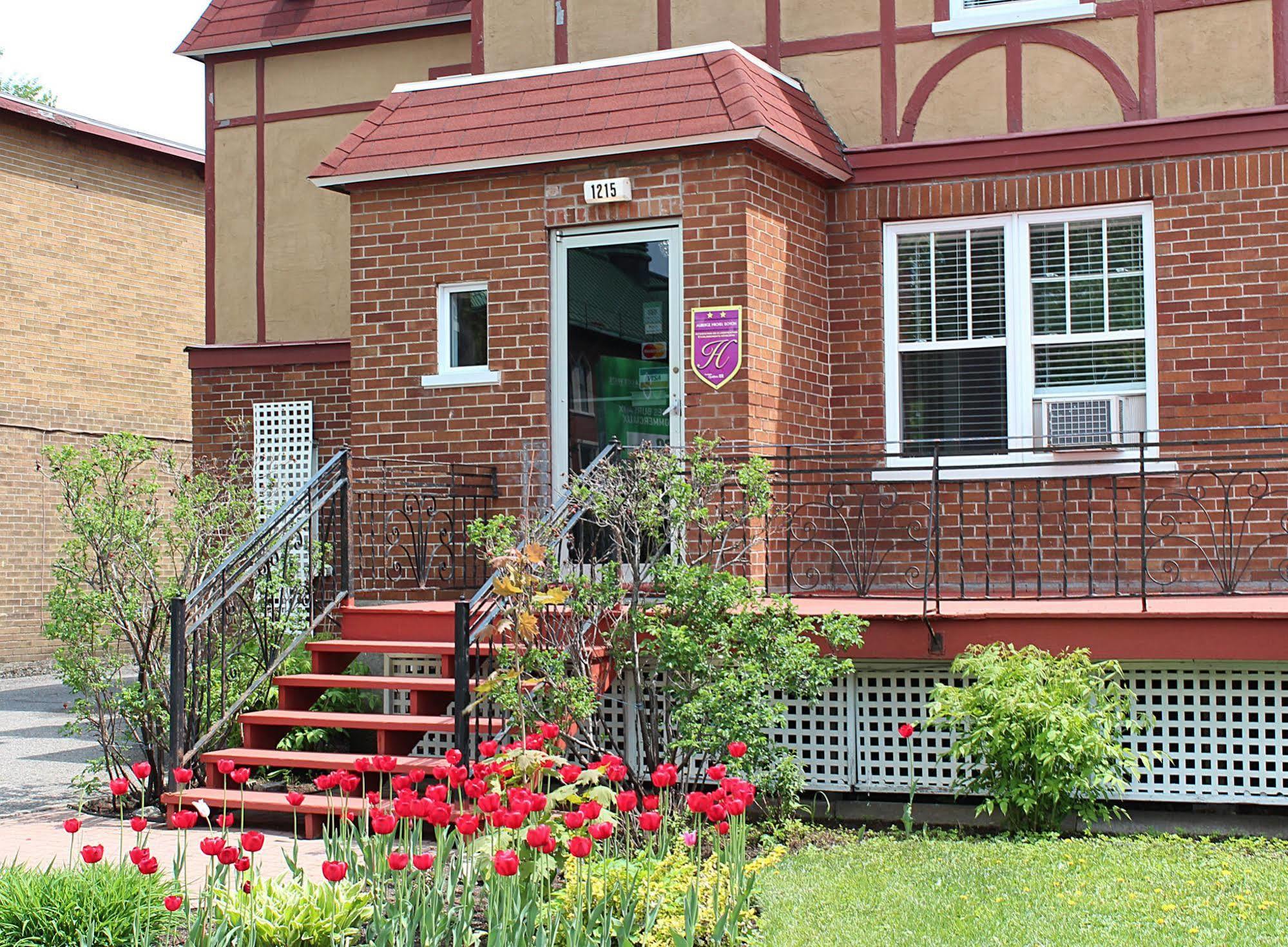 Hotel Auberge Michel Doyon Quebeque Exterior foto